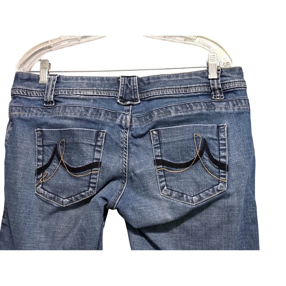 DKNY Jeans Womens Blue Denim Bermuda Shorts‎ Low Rise Medium Wash Embroidered 12